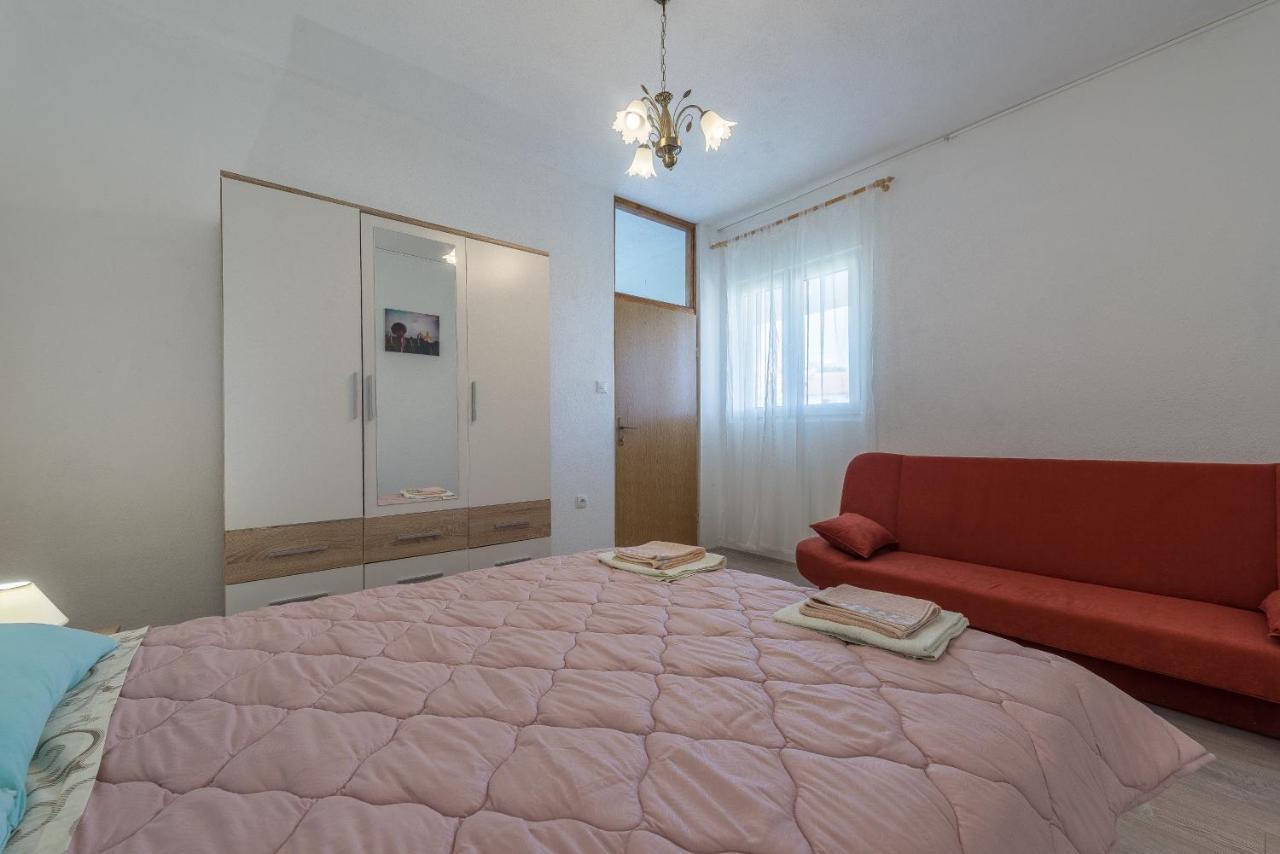 Apartmani Mlinar9 #2 Gornji Karin Exterior foto