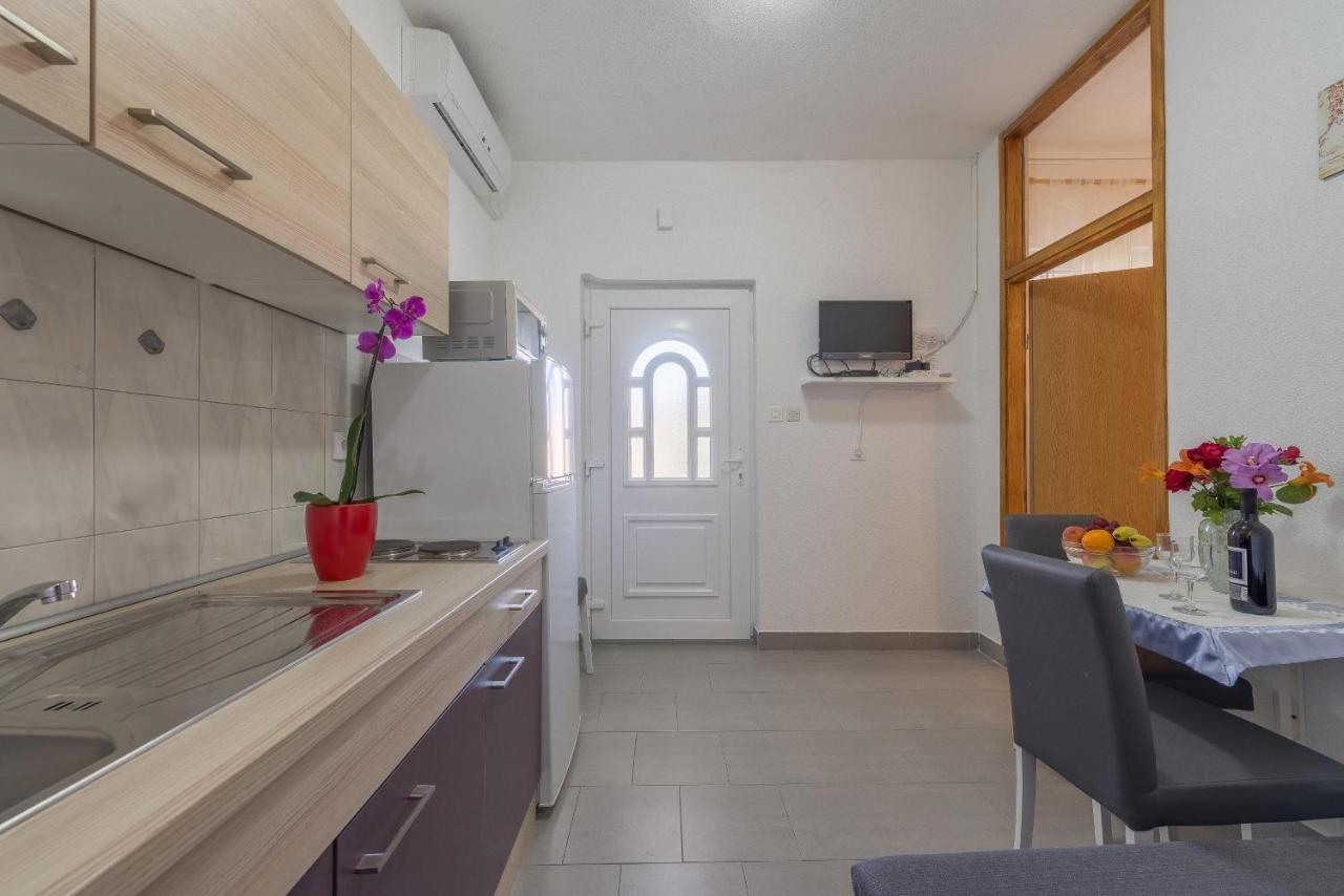 Apartmani Mlinar9 #2 Gornji Karin Exterior foto